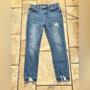 Judy Blue Distressed Skinny Jeans - Blue